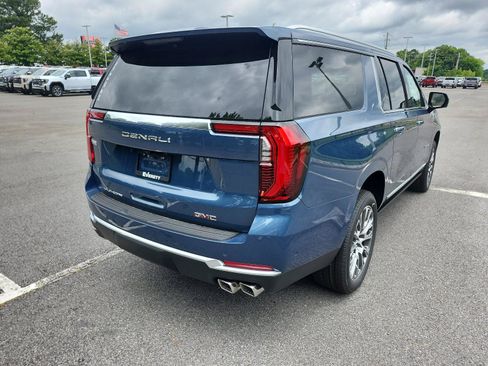 New 2026 GMC Yukon XL Denali w/ Sun & Power Step Package AWD/4WD image 3