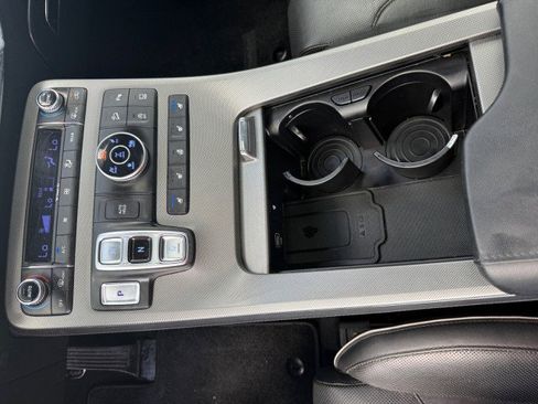 Used 2021 Hyundai Palisade Calligraphy image 11