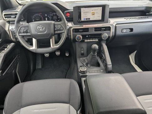 Used 2026 Toyota Tacoma TRD Sport AWD/4WD image 19
