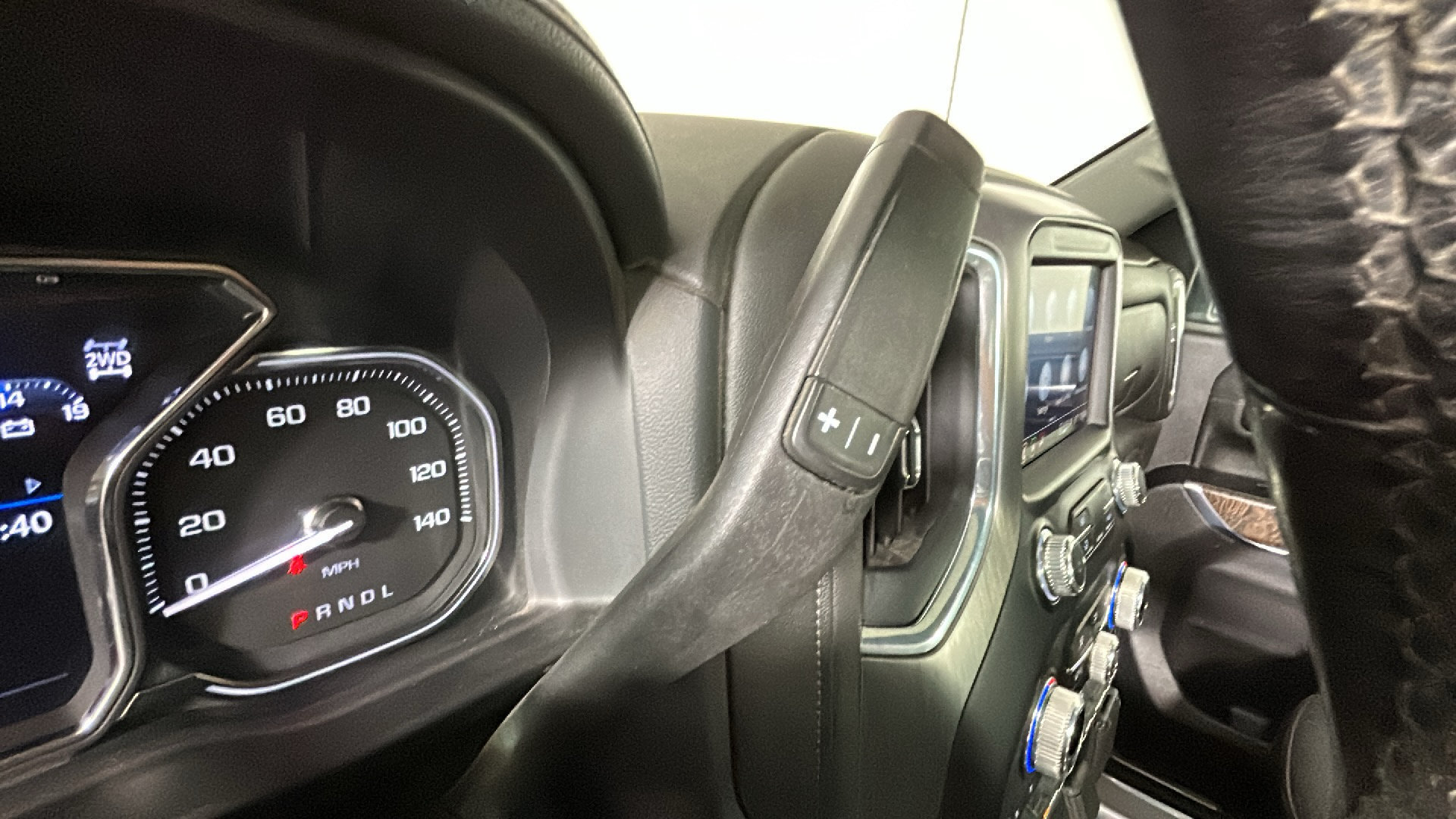 Used 2022 GMC Sierra 2500 Denali AWD/4WD image 25