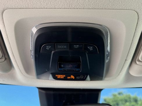 Used 2024 Toyota Corolla LE FWD image 17