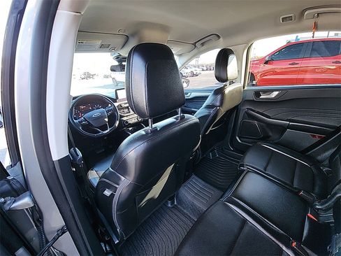Used 2022 Ford Escape SEL image 27