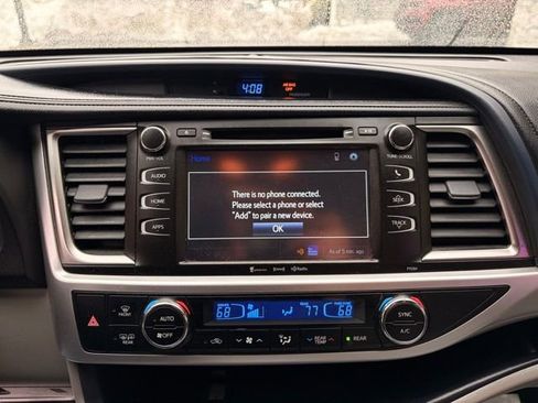 Used 2016 Toyota Highlander Plus AWD/4WD image 28