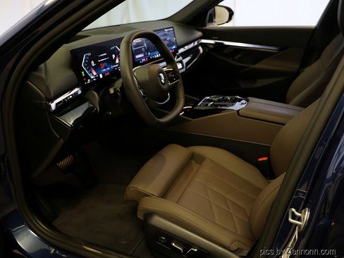 Certified 2025 BMW 540i xDrive image 11
