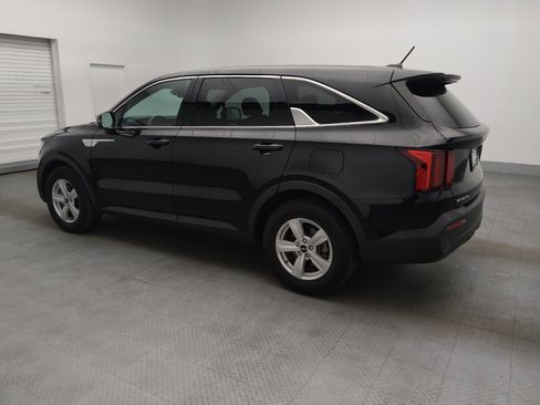 Used 2023 Kia Sorento LX FWD image 3