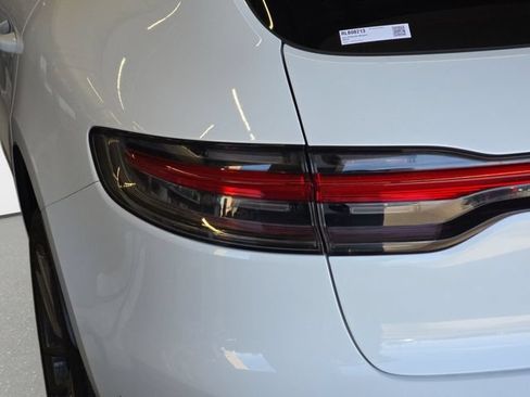 Used 2024 Porsche Macan Turbo AWD/4WD image 36