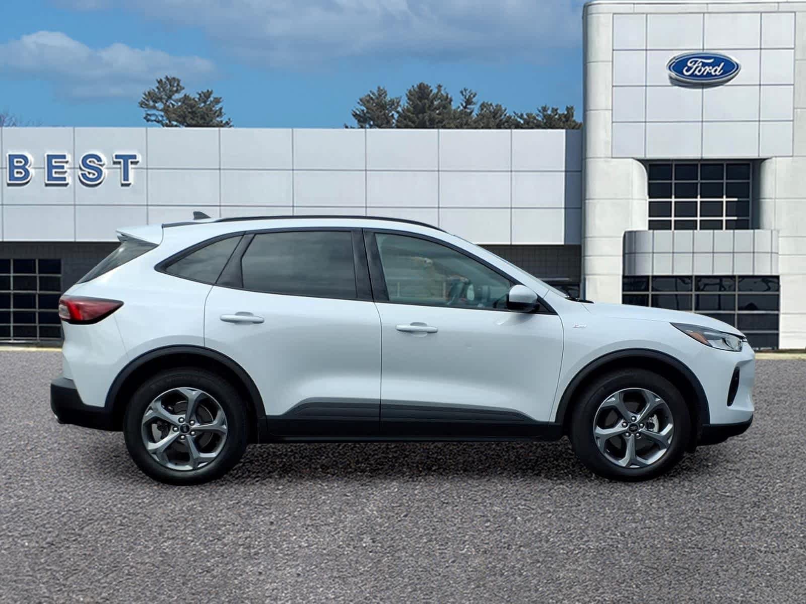 Used 2025 Ford Escape ST-Line Select AWD/4WD image 10