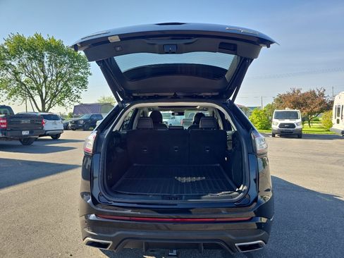 Used 2018 Ford Edge Sport w/ Equipment Group 401A AWD/4WD image 7