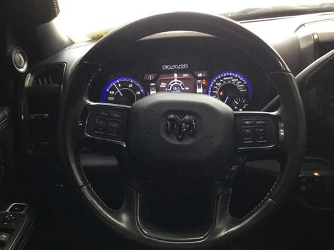 Used 2022 RAM 3500 Limited AWD/4WD image 6