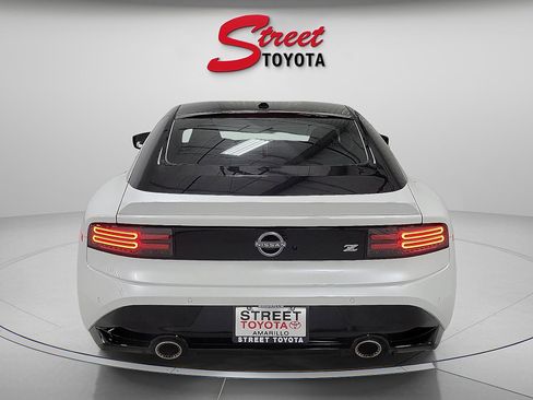 Used 2024 Nissan Z Performance w/ Floor Mat Package image 3