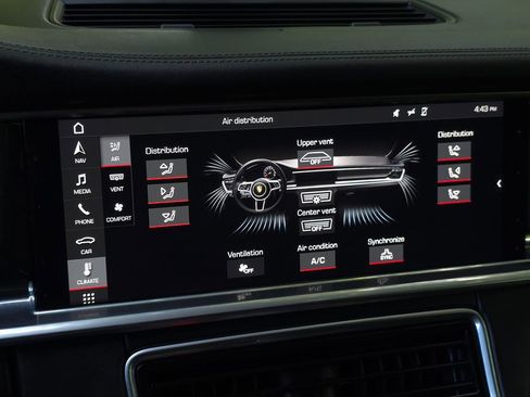 Used 2018 Porsche Panamera Turbo w/ Premium Package Plus AWD/4WD image 39