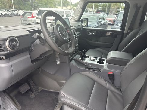 Used 2025 INEOS Grenadier AWD/4WD image 12