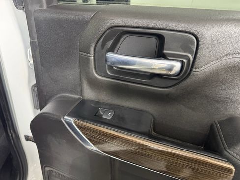 Used 2021 Chevrolet Silverado 1500 RST image 37