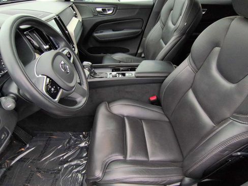 Used 2021 Volvo XC60 T5 Inscription w/ Advanced Package image 10
