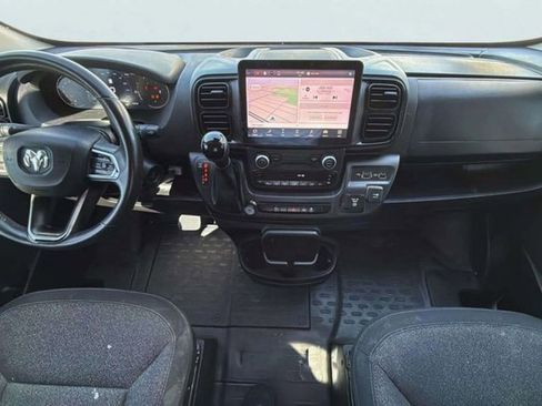 Used 2022 RAM ProMaster 2500 w/ Driver Convenience Group image 9