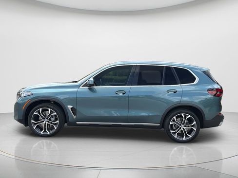 New 2026 BMW X5 xDrive40i image 2