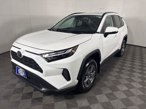 Used 2023 Toyota RAV4 XLE w/ Convenience Package AWD/4WD image 5