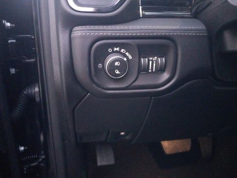 New 2026 RAM 3500 Limited image 37