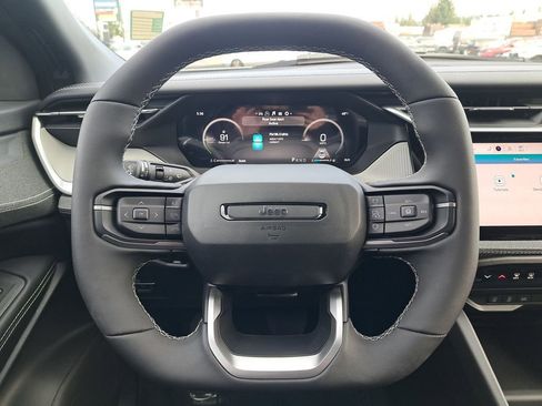 New 2026 Jeep Cherokee Laredo image 19