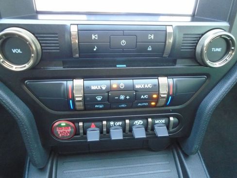 Used 2020 Ford Mustang Shelby GT500 w/ Technology Package image 24