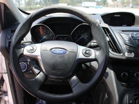 Used 2016 Ford Escape S FWD image 9