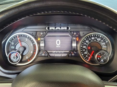 Used 2022 RAM 2500 Big Horn w/ Level C Equiment Group AWD/4WD image 29