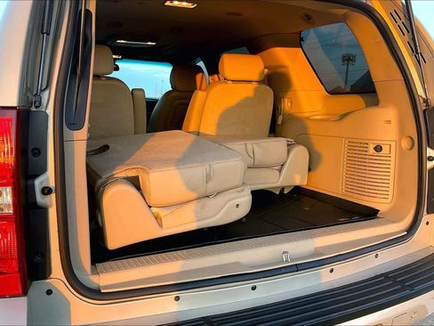 Used 2008 Chevrolet Tahoe LTZ w/ LTZ Preferred Equipment Group image 18