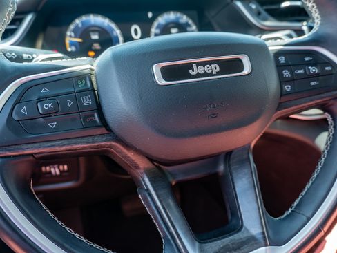 Used 2021 Jeep Grand Cherokee L Limited RWD image 32