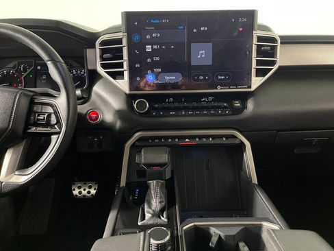 Used 2022 Toyota Tundra Limited w/ TRD Off-Road Package image 15