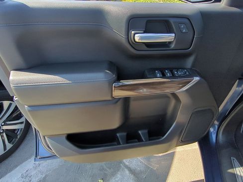 Used 2022 Chevrolet Silverado 1500 LT Trail Boss w/ Safety Package AWD/4WD image 21
