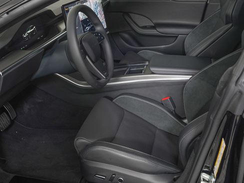 Used 2025 Tesla Model S Plaid AWD/4WD image 14