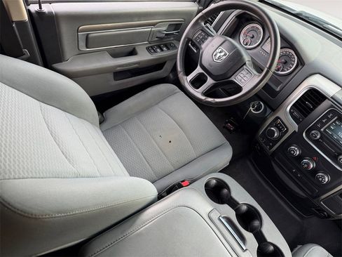 Used 2017 RAM 1500 Classic SLT image 15