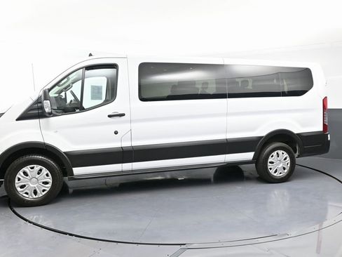 Used 2023 Ford Transit 350 XLT image 6