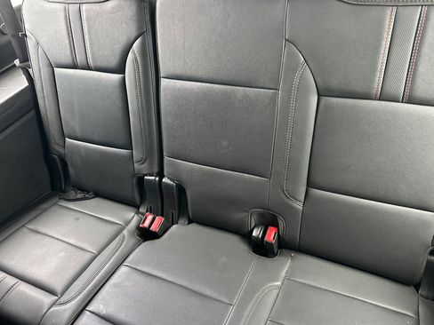 Used 2021 Chevrolet Suburban RST image 17