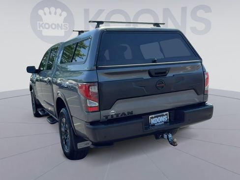 Used 2021 Nissan Titan PRO-4X w/ Pro-4x Utility Package AWD/4WD image 10