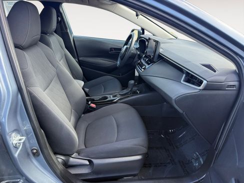 Used 2022 Toyota Corolla LE image 19