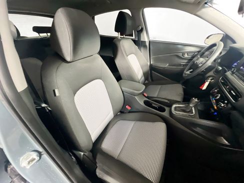 Used 2022 Hyundai Kona SE FWD image 29