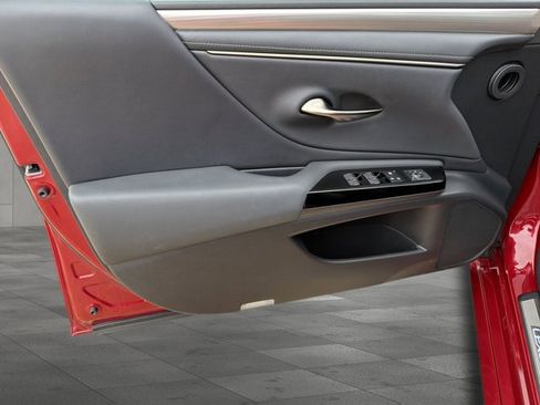 Certified 2022 Lexus ES 300h F Sport FWD image 8