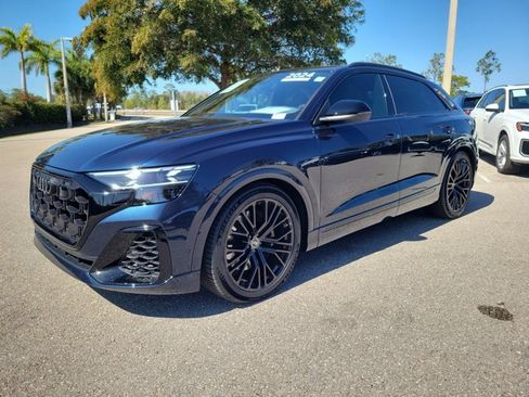 Certified 2024 Audi SQ8 Prestige image 4