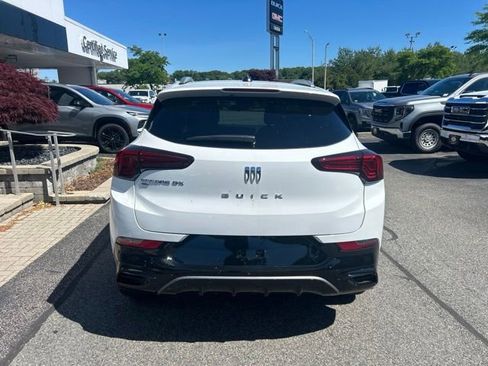 New 2026 Buick Encore GX Sport Touring w/ Comfort Package AWD/4WD image 4