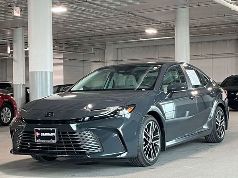 Used 2026 Toyota Camry XLE FWD image 4