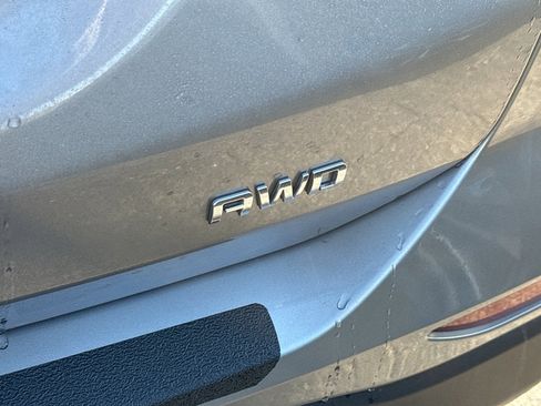 Used 2023 Chevrolet Equinox LS w/ Driver Confidence II Package image 8