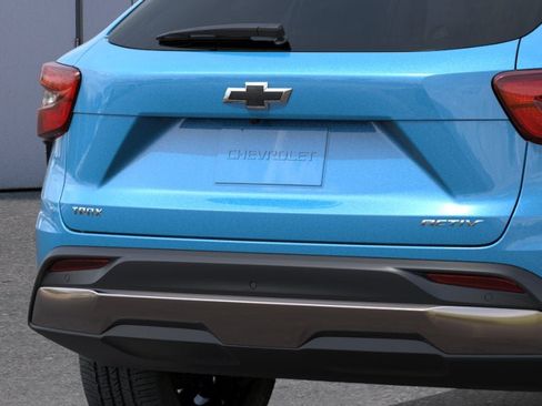 New 2026 Chevrolet Trax ACTIV w/ Sunroof Package FWD image 28