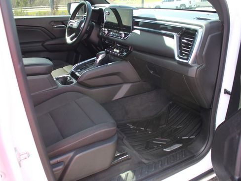 Used 2023 GMC Canyon Elevation w/ Convenience Package RWD image 6