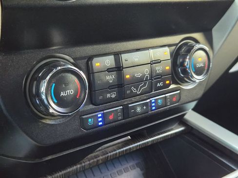 Used 2021 Ford F250 Lariat w/ Lariat Ultimate Package AWD/4WD image 17