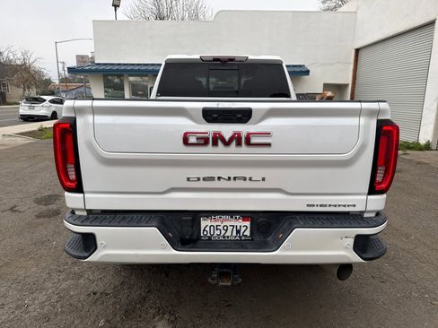 Used 2020 GMC Sierra 2500 Denali w/ Denali Ultimate Package image 4
