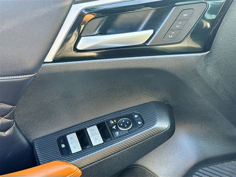 Used 2023 Mitsubishi Outlander SEL image 19