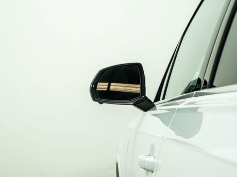 Used 2025 Audi Q7 3.0T Premium Plus AWD/4WD image 15
