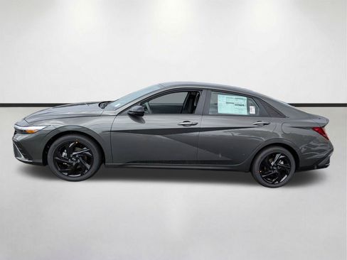 New 2026 Hyundai Elantra SE FWD image 7