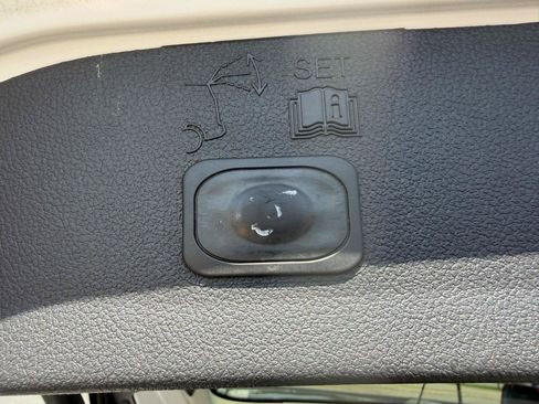 Used 2016 Ford Escape Titanium AWD/4WD image 7